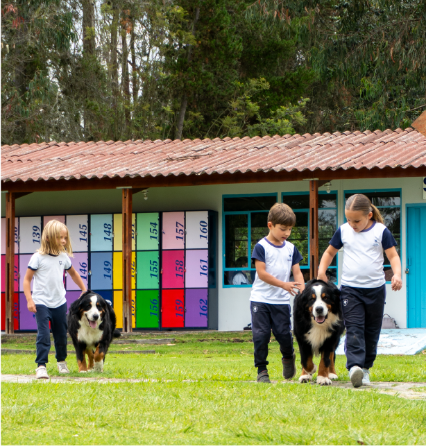 Beatriz Larrea: Vocación en el Proyecto Educativo Cervantes